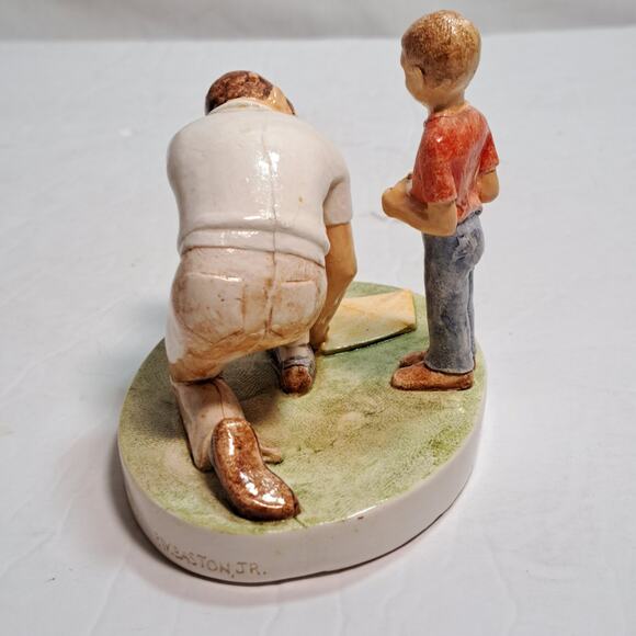 Vintage 1981 Sebastian Miniature Figurine 390 The First Kite signed Woody Baston - Picture 3 of 7
